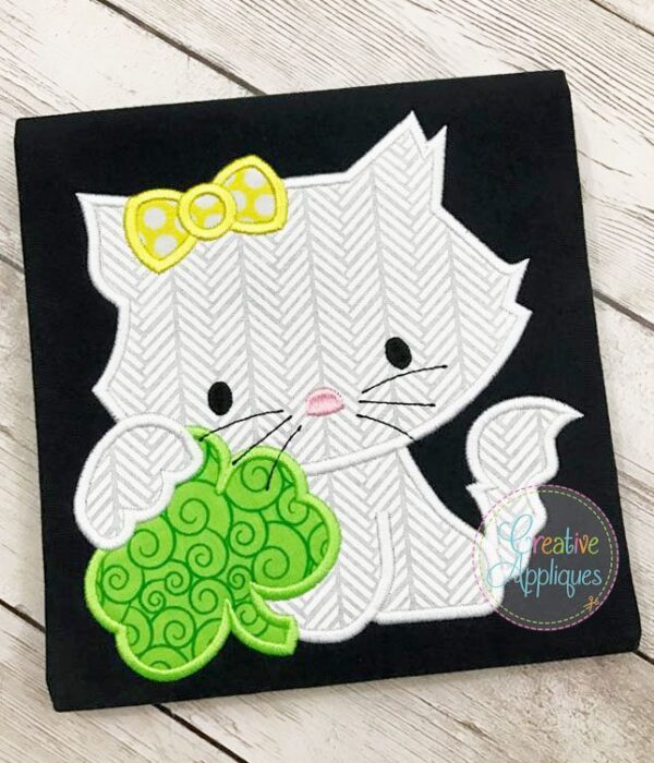 Cat Clover Applique