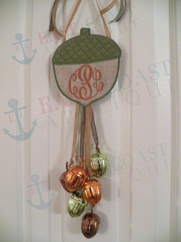 Acorn Door Hanger In the Hoop Design