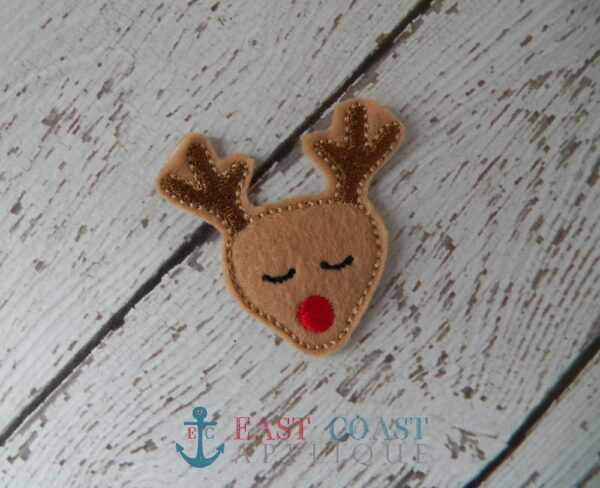 Resting Reindeer Clip'em