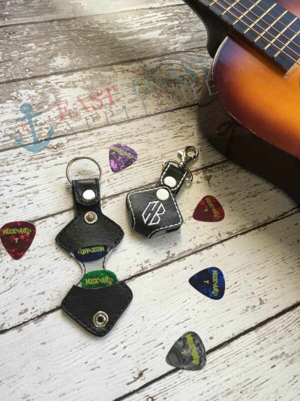 Double Guitar Pick Keyfob